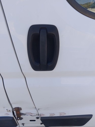 Right front exterior - right,