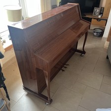 Baldwin upright piano