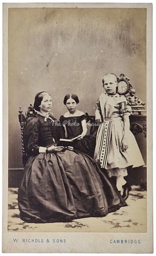 Cdv family photo - family,