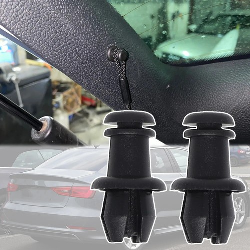 Parcel shelf string clip - string,
