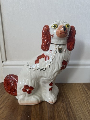 Staffordshire pottery spaniel - staffordshire,