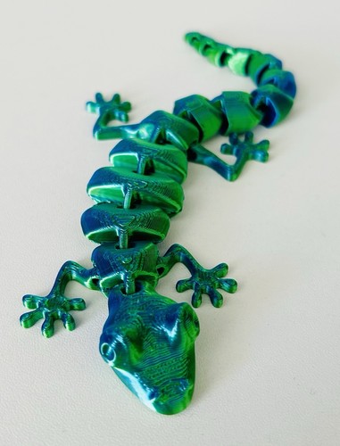 Two tone fully articulated - 3d,
