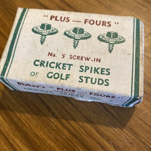 Cricket spikes golf - cricket,