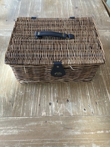 Marks and spencer wicker - and,