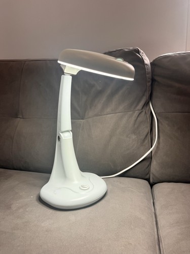 Magnifico daylight magnifier - magnifico,