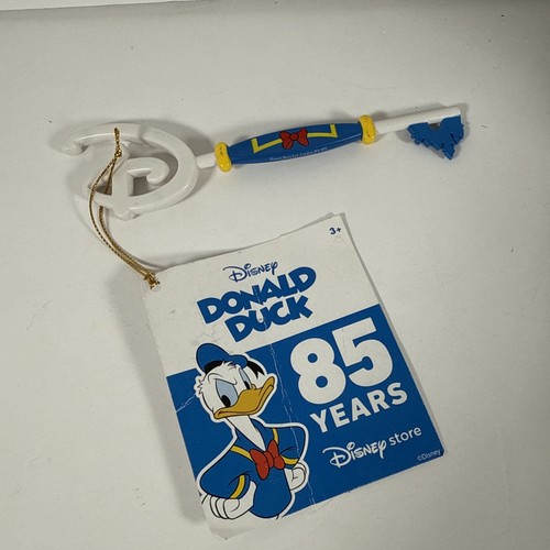 2019 disney store donald - disney, duck