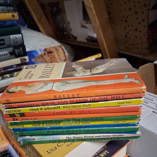 Vintage ladybird books - 12, x