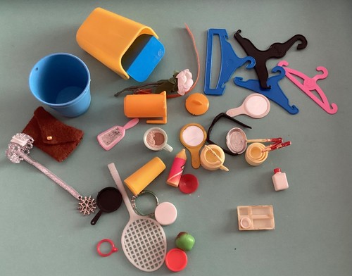 Vintage sindy accessories - sindy,