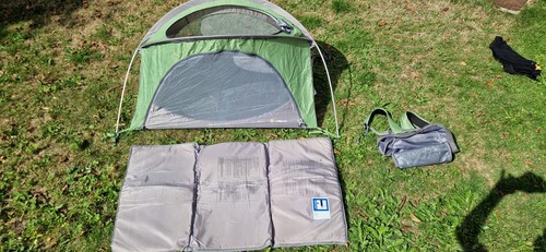 Life venture travel cot - venture,