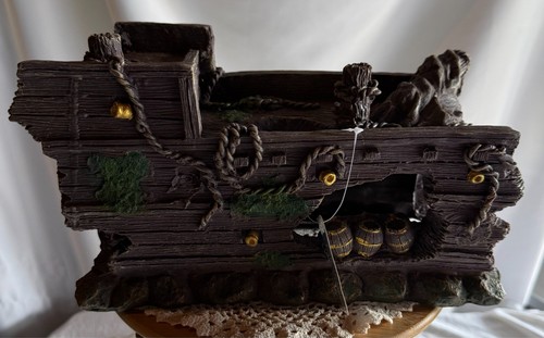 Resin aquarium old ship - old, with