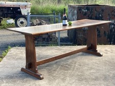 A FINE LARGE ANTIQUE OAK