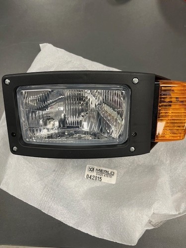 Merlo front left headlight - front,