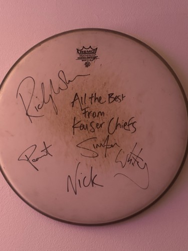 Kaiser chiefs signed - chiefs, drum