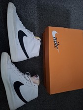 Nike Blazers mid 77 Trainers