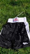 Mens LONSDALE Boxing or Martial Arts Training Shorts Black & White Size M 30-32