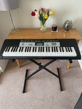 Casio LK‑135 Keyboard with