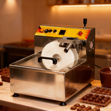 Commercial Chocolate Melting and Mixing Machine Chocolate Tempering Machines