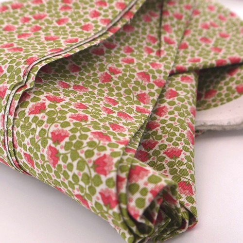 Wallflower bell flower green - bell,