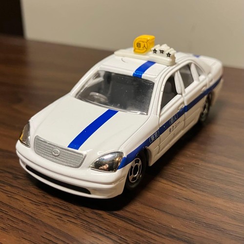 Tomica toyota celsior - no.60,