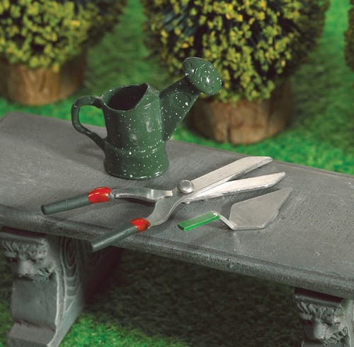 Dolls house miniature 12th - dolls,
