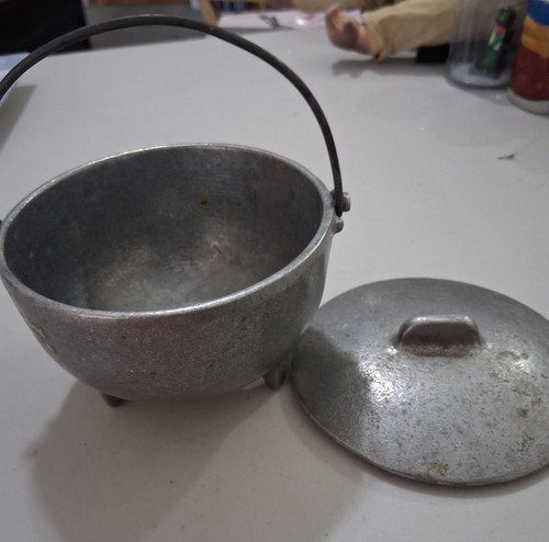 Cast aluminum tri footed bowl - cast,