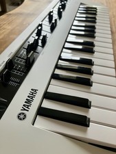 Yamaha Reface CS Virtual Analog Synthesizer Polyphonic