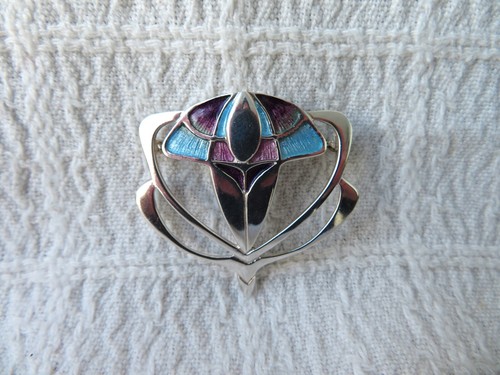 Vintage silver enamel pat - silver,