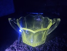 DAVIDSON CHIPPENDALE Glass Sugar Bowl Vase Basket 1930s uv reactive 