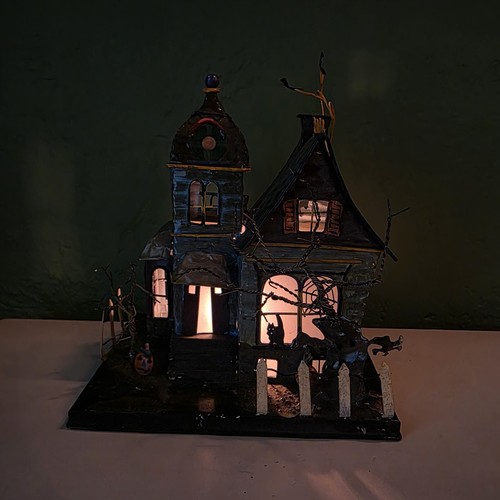 Halloween haunted house metal - haunted,