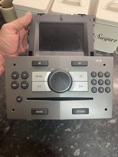 Vauxhall Zafira B Grey CD30 With Paired Multi Function Screen MFD 13263049 TYA01