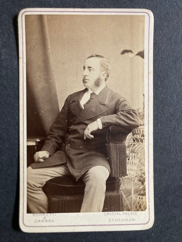 Seated gentleman antique - seated, cdv
