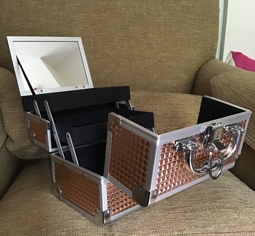 Rose gold makeup box vanity - rose,