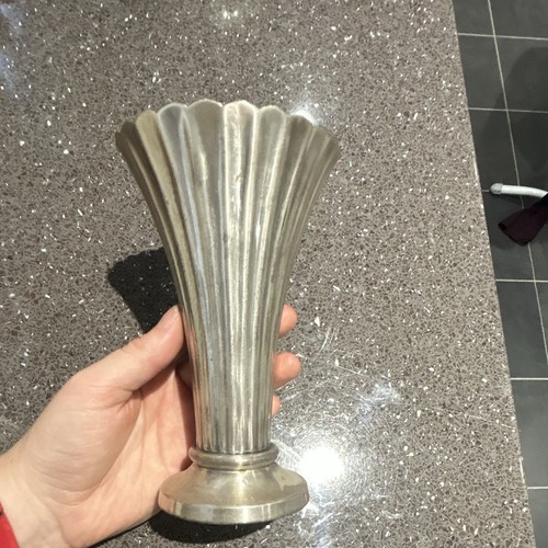 Silver plate fluted bud - silver,