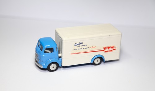 Corgi 453 commer ton - 453,