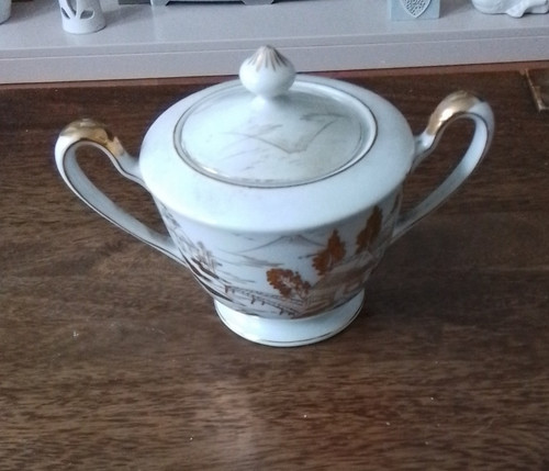 White gold porcelain floral - white,