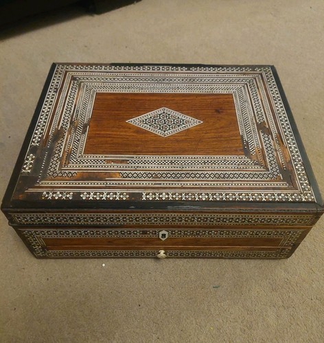 Vintage middle eastern - middle,