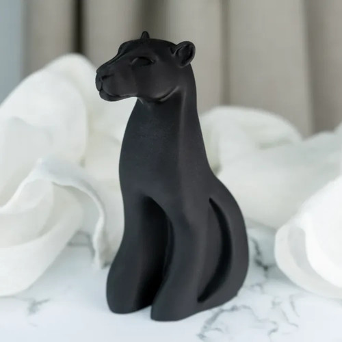 Sleek black panther sculpture - black,