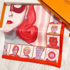 Unused HERMES Petit Carre 45