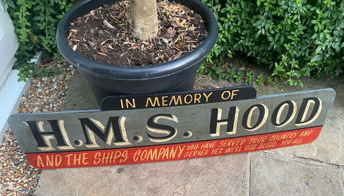 Memory hms hood - in, ships