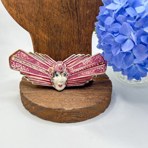 Artisan brooch art deco hand - artisan,