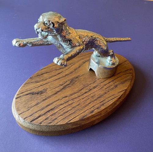 1930s jaguar desmo - 'desmo', mascot