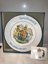 Vintage 1977 Queen Elizabeth Silver Jubilee Celebration Plate In Box