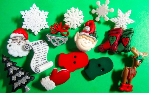 Christmas novelty buttons - (15),