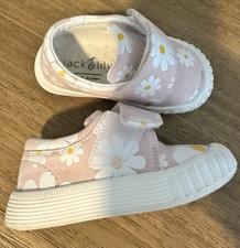 Jack & Lily - Kids Size 5