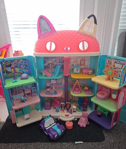 Gabby dollhouse with all - gabby's,