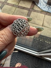 Pretty 925 Hallmarked Round