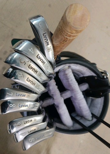Lynx golf clubs and bag - lynx,