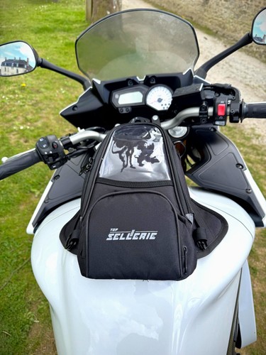 Magnetic tank bag - magnetic,