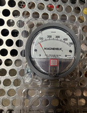 Dwyer series 2000 Magnehelic