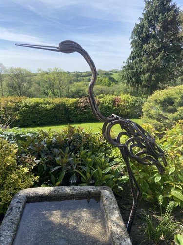 Horseshoe heron sculpture - heron,